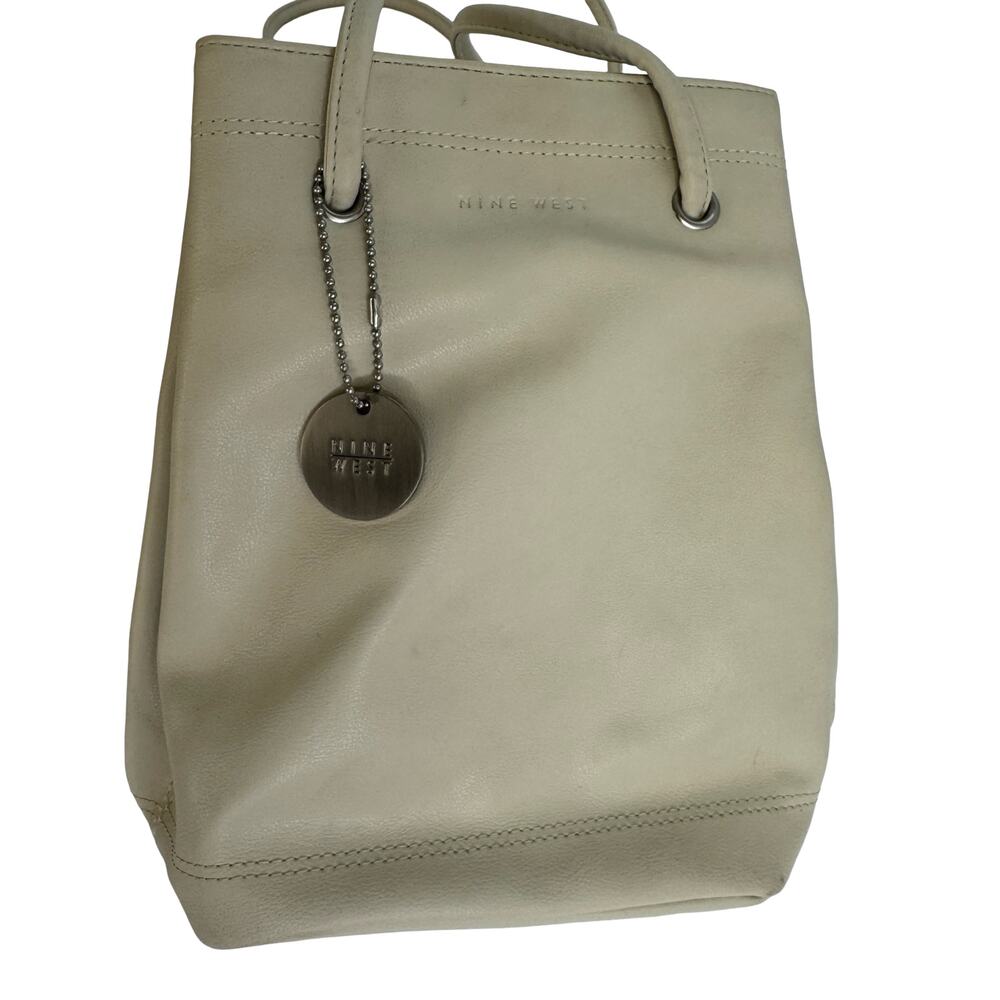 Vintage Nine West Creamy Off-White Grommet Handle Tote Purse | Soft Faux Leather